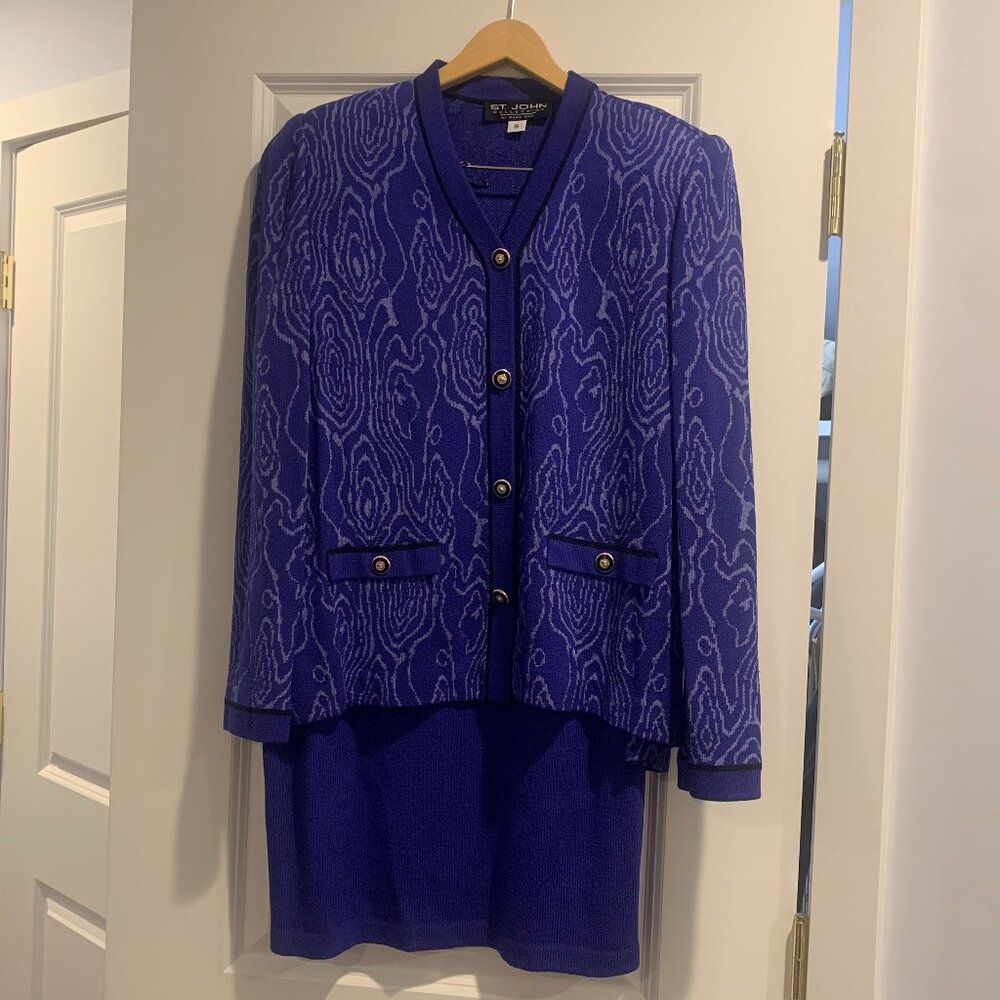St. John 2 piece suit